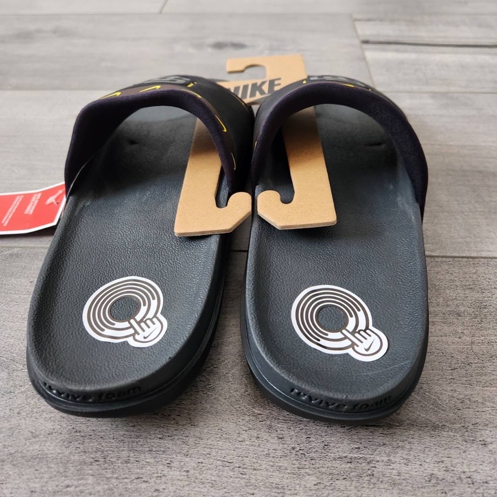 Nike San Diego Padres Team Off-Court Slide Sandals - Picture 2 of 6